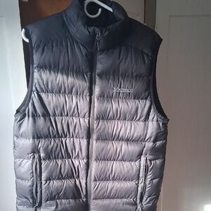 Marmot Men's 800 Fill Quilted Vest